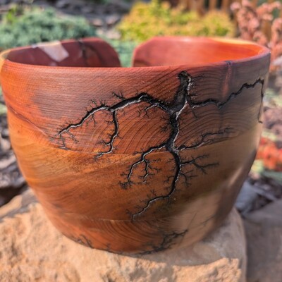 Aromatic cedar yarn bowls