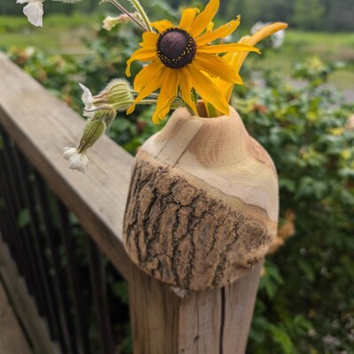 White Mulberry small flower vase