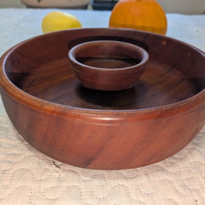 Mahogany Nacho / Chip Platter