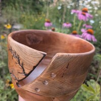 Aromatic cedar yarn bowls