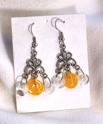 Metal design/yellow and clear glass bead earrings